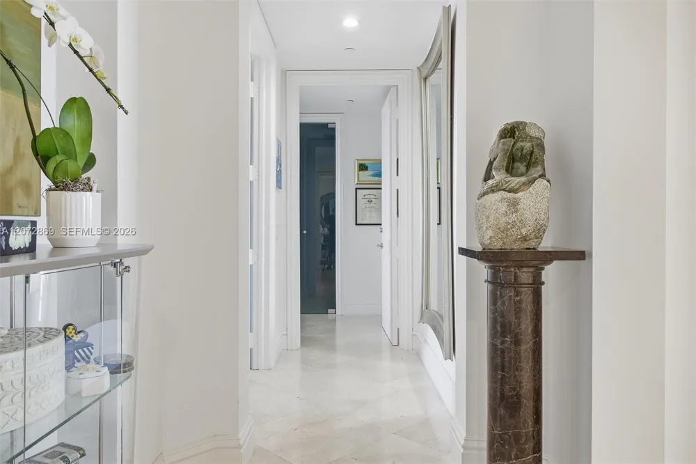 10295 Collins Ave #2207 Bal Harbour, FL 33154