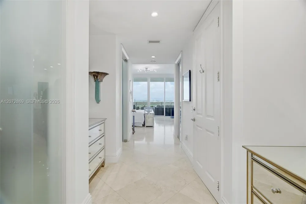 10295 Collins Ave #2207 Bal Harbour, FL 33154