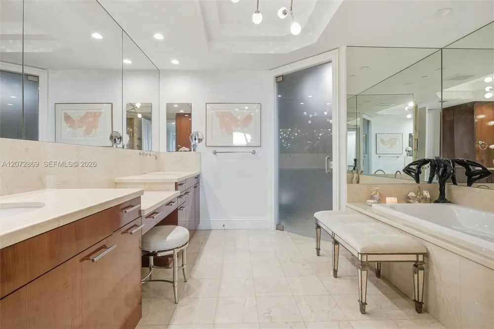 10295 Collins Ave #2207 Bal Harbour, FL 33154