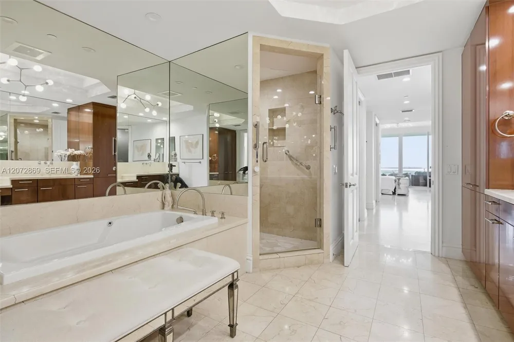 10295 Collins Ave #2207 Bal Harbour, FL 33154