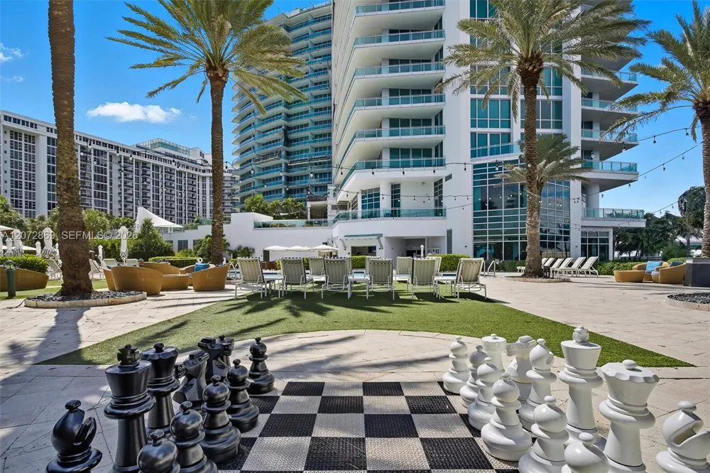 10295 Collins Ave #2207 Bal Harbour, FL 33154