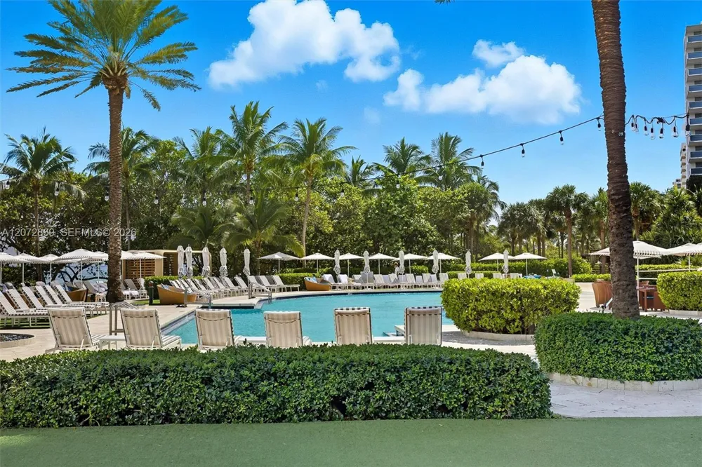 10295 Collins Ave #2207 Bal Harbour, FL 33154
