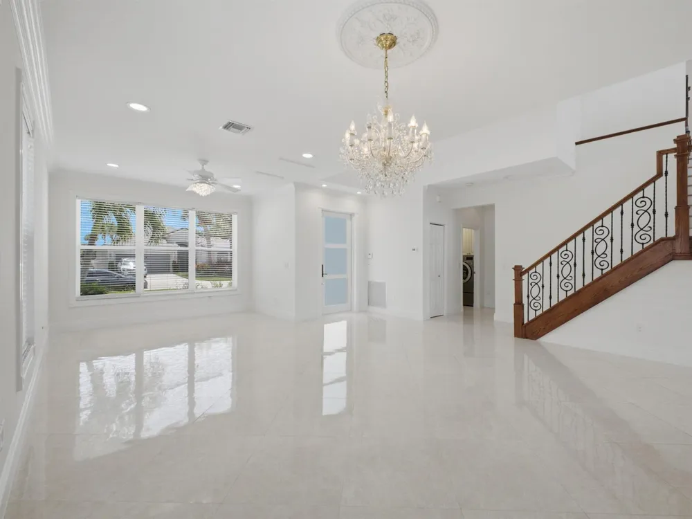 7723 Monarch Court Delray Beach, FL 33446