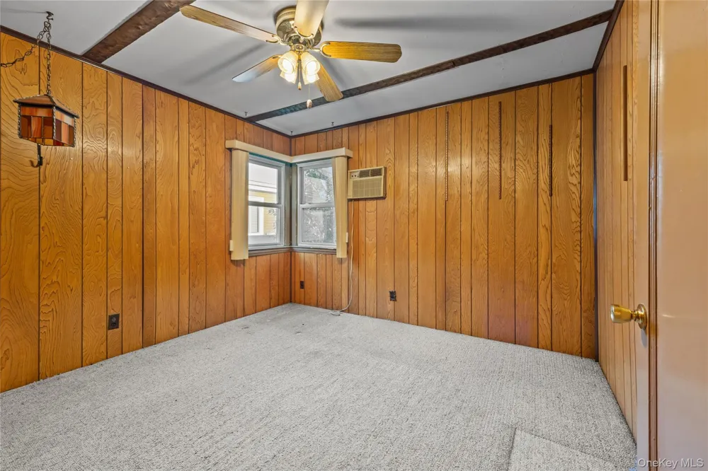 44 Pine Lane Valley Stream, NY 11581