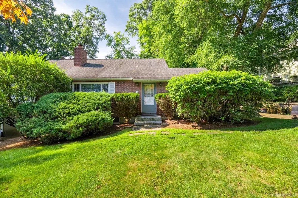 31 Briarwood Drive New City, NY 10956