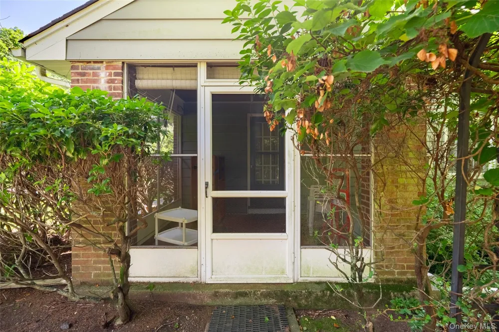 31 Briarwood Drive New City, NY 10956