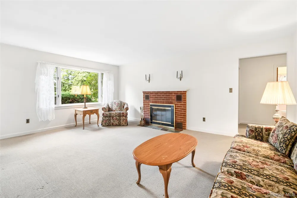 31 Briarwood Drive New City, NY 10956