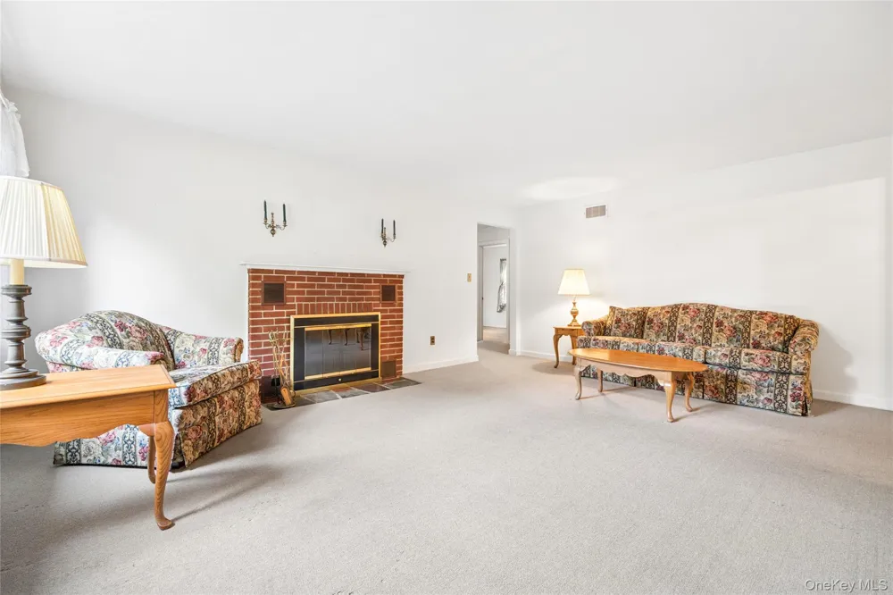 31 Briarwood Drive New City, NY 10956