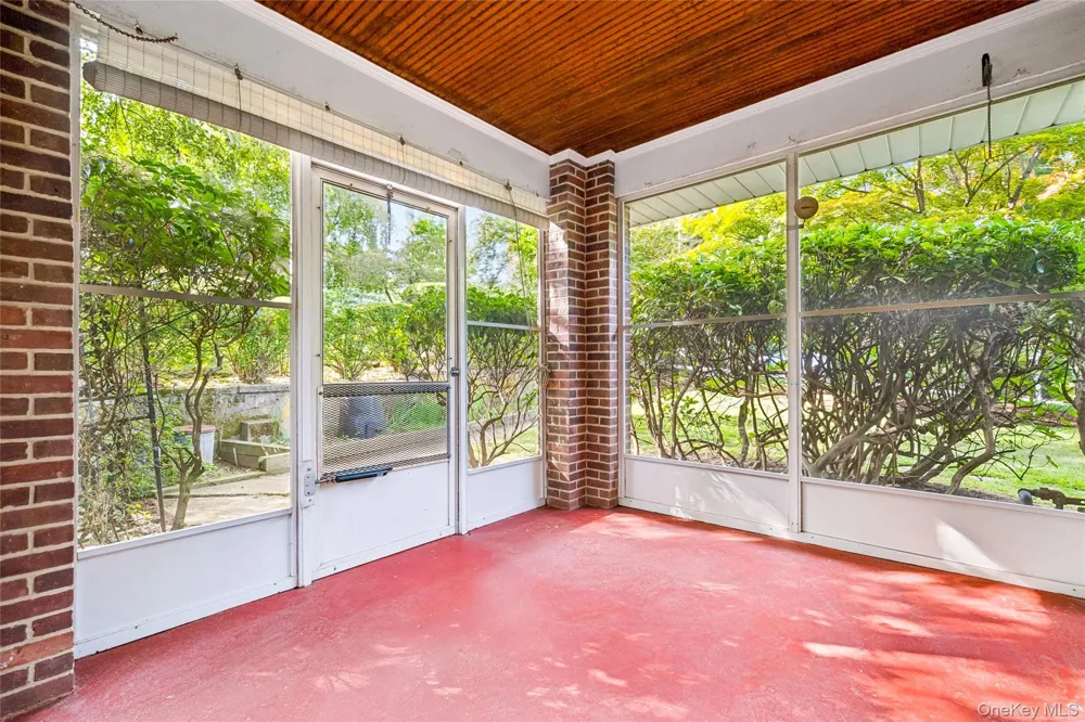 31 Briarwood Drive New City, NY 10956