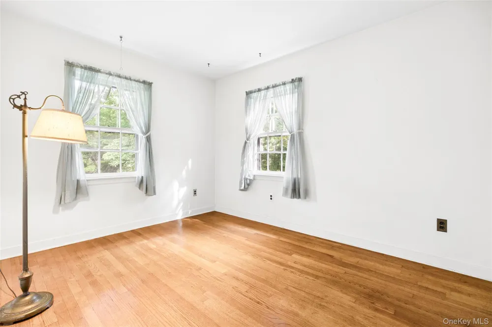 31 Briarwood Drive New City, NY 10956