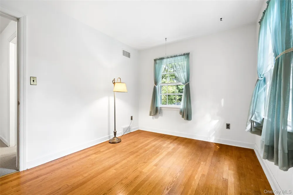 31 Briarwood Drive New City, NY 10956