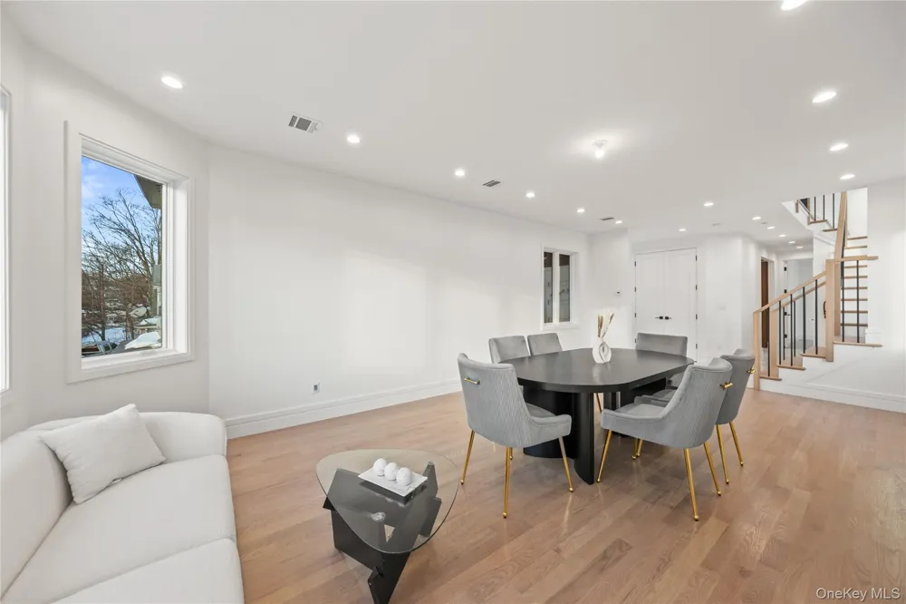 8 Memorial Park Drive Spring Valley, NY 10977