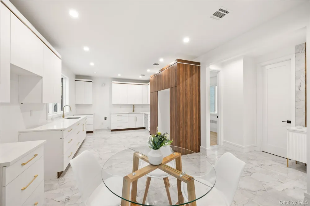 8 Memorial Park Drive Spring Valley, NY 10977