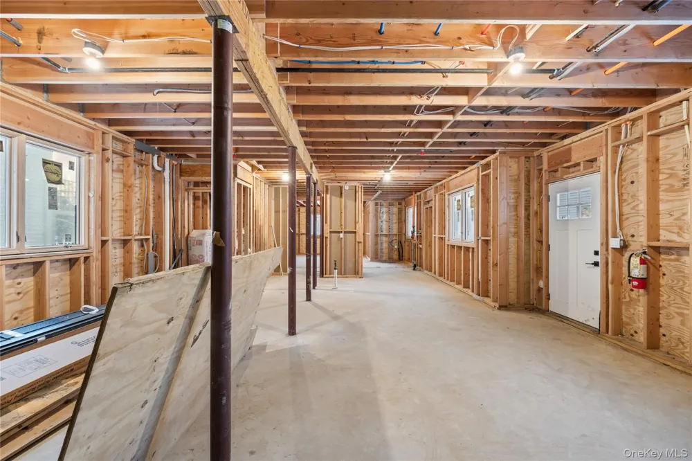 8 Memorial Park Drive Spring Valley, NY 10977