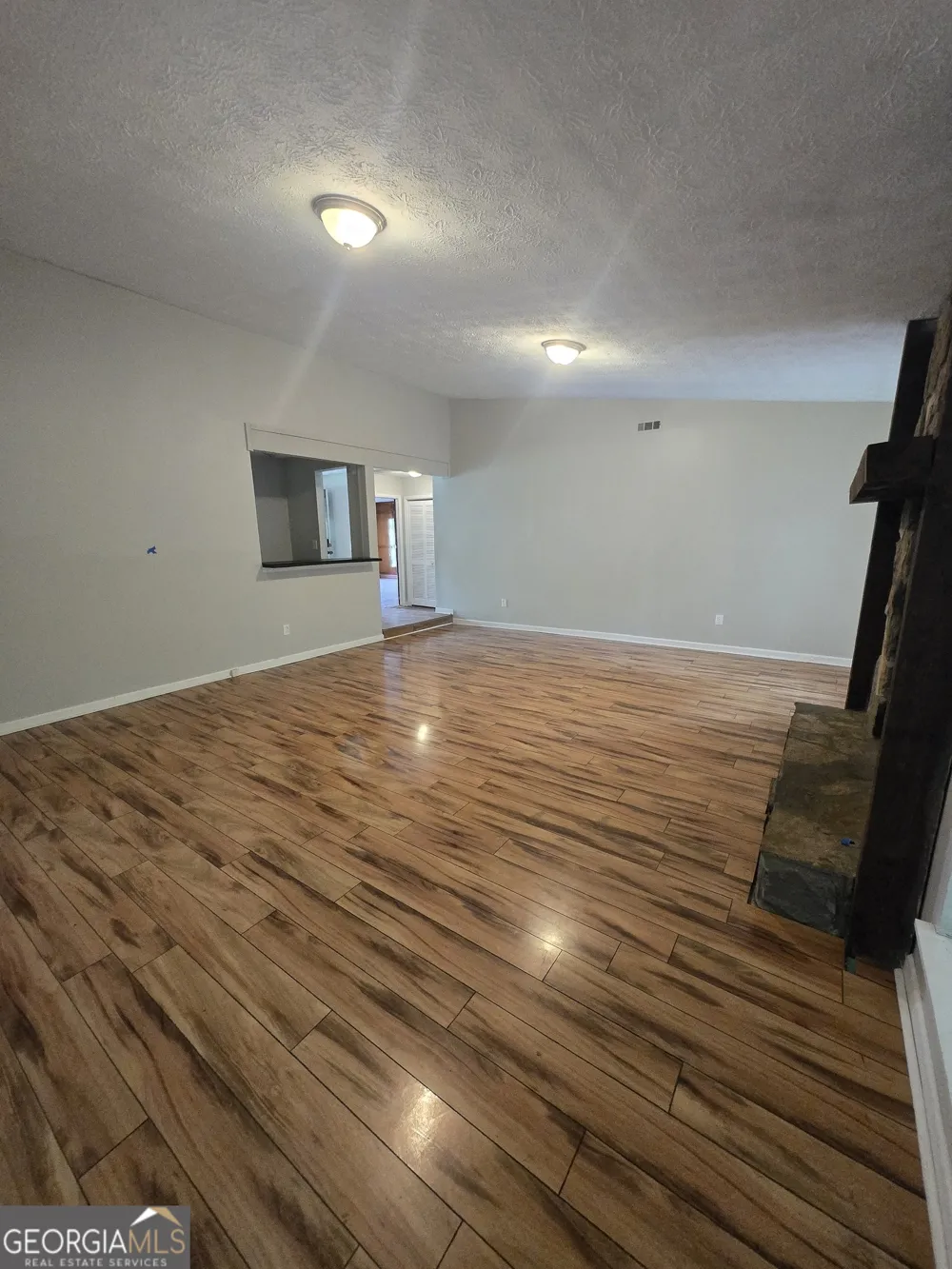 8119 Taylor RD Riverdale, GA 30274