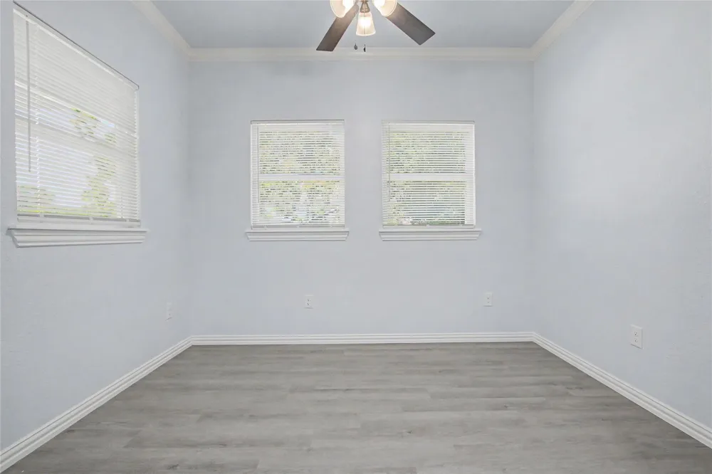 706 Ashville Street Navasota, TX 77868