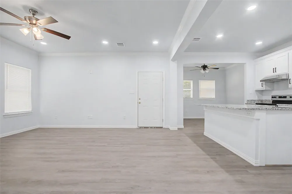 706 Ashville Street Navasota, TX 77868