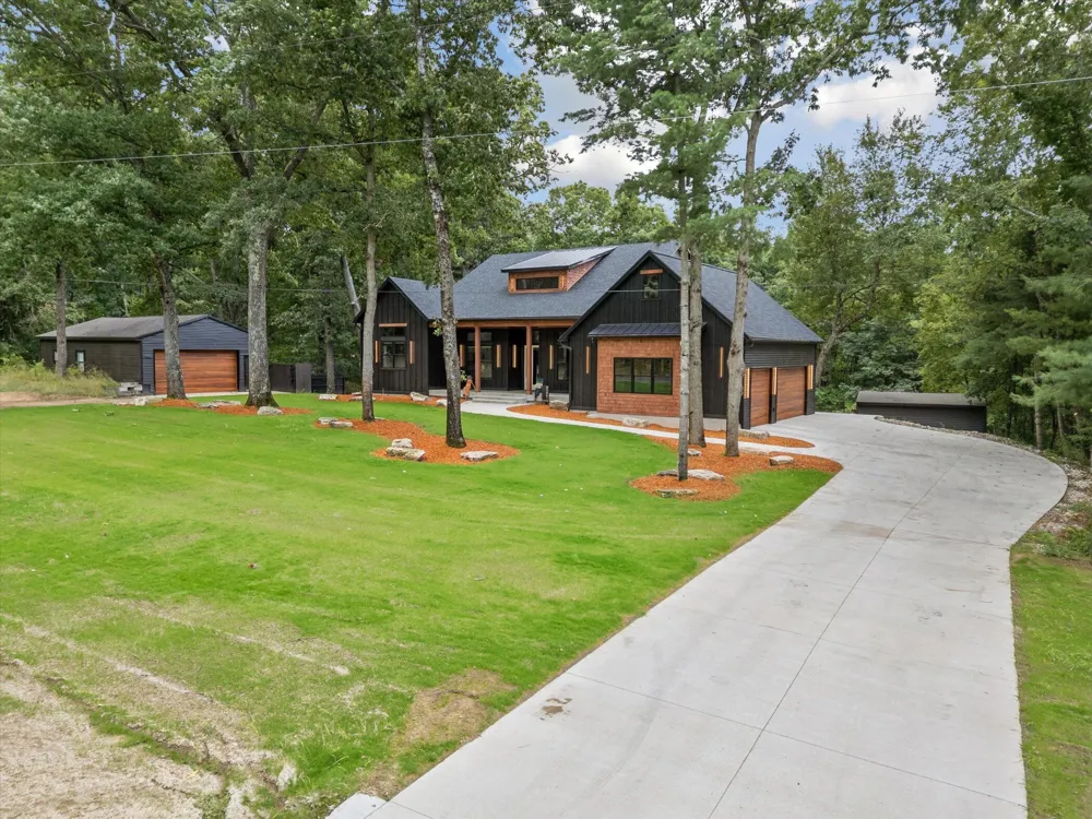 23861 Almy Road Howard City, MI 49329