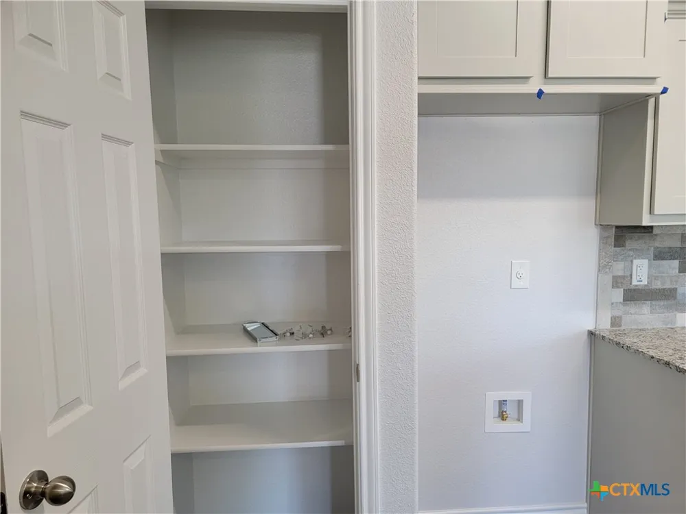 122 Wind Ridge Drive #B Copperas Cove, TX 76522