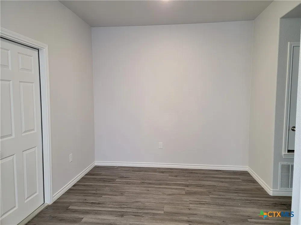 122 Wind Ridge Drive #B Copperas Cove, TX 76522