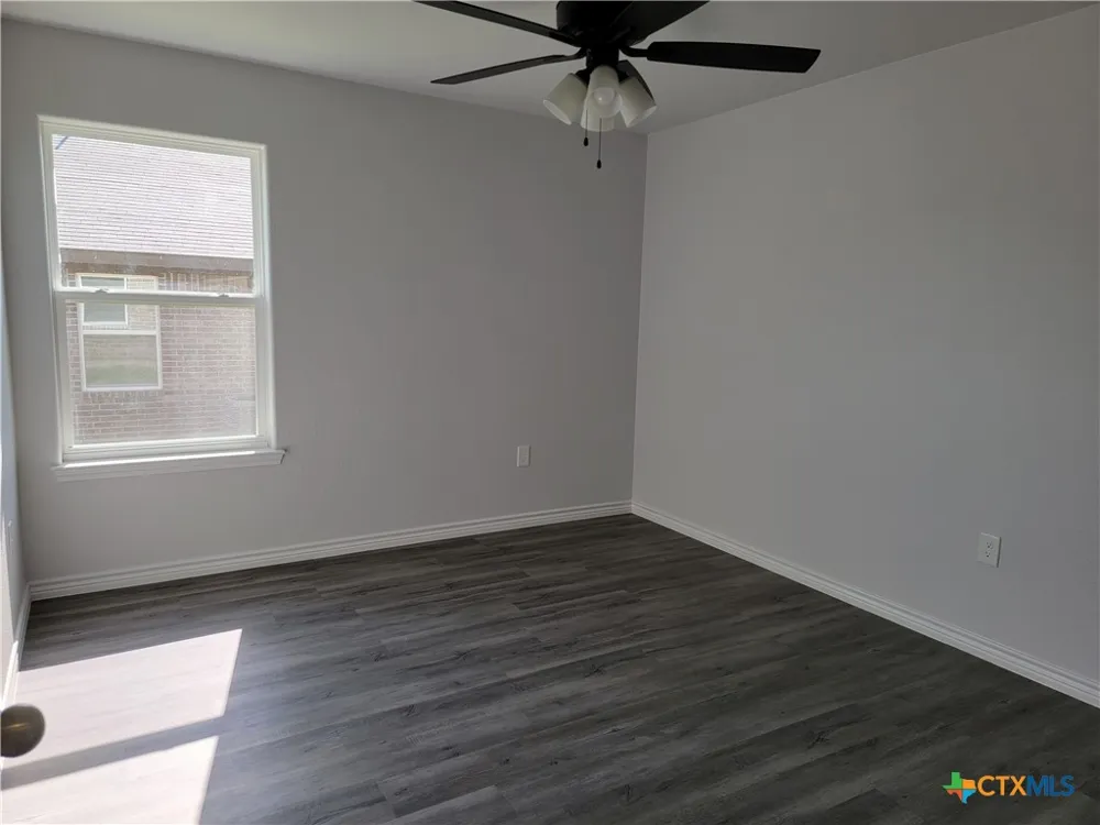 122 Wind Ridge Drive #B Copperas Cove, TX 76522