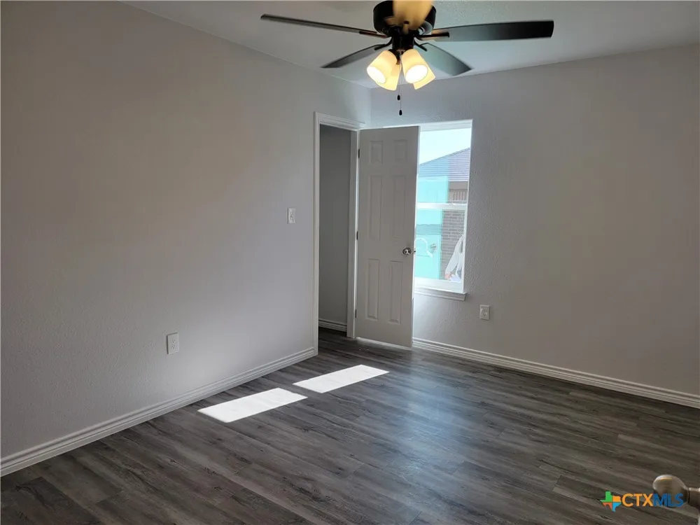 122 Wind Ridge Drive #B Copperas Cove, TX 76522