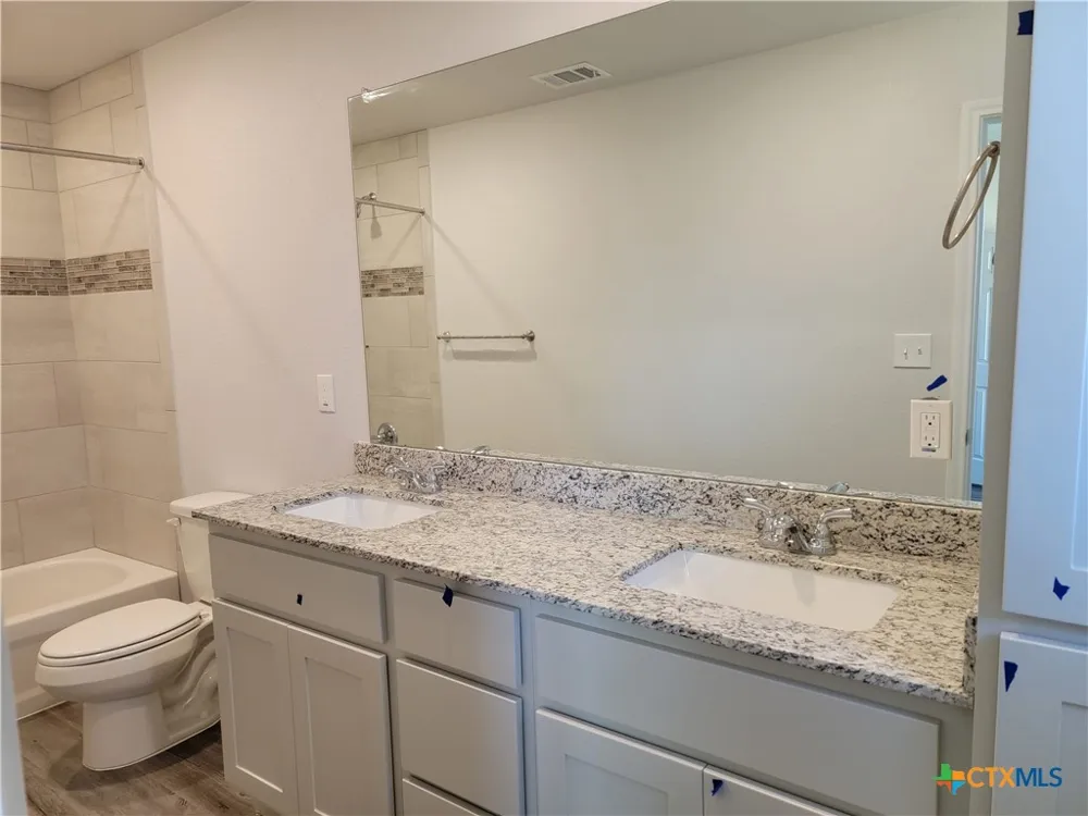 122 Wind Ridge Drive #B Copperas Cove, TX 76522