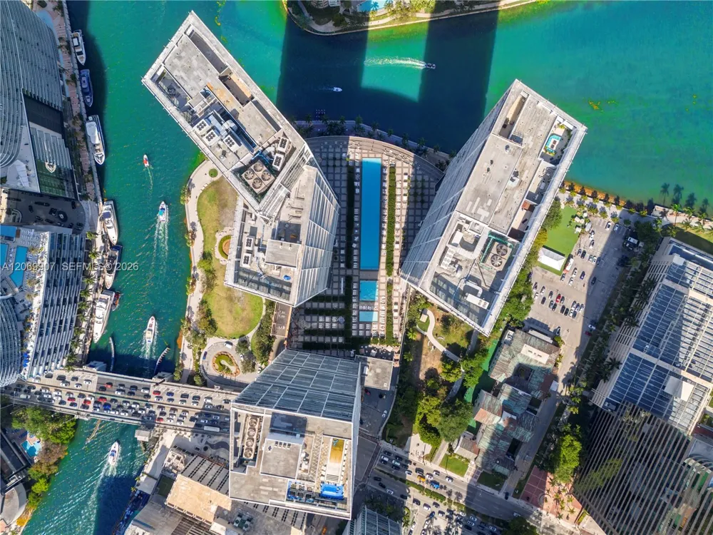 465 Brickell Ave #4106 Miami, FL 33131