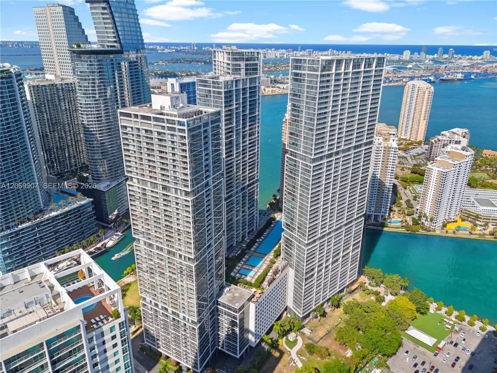 465 Brickell Ave #4106 Miami, FL 33131