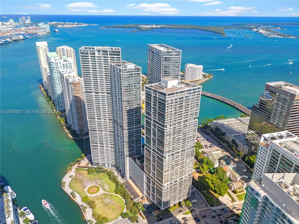 465 Brickell Ave #4106 Miami, FL 33131