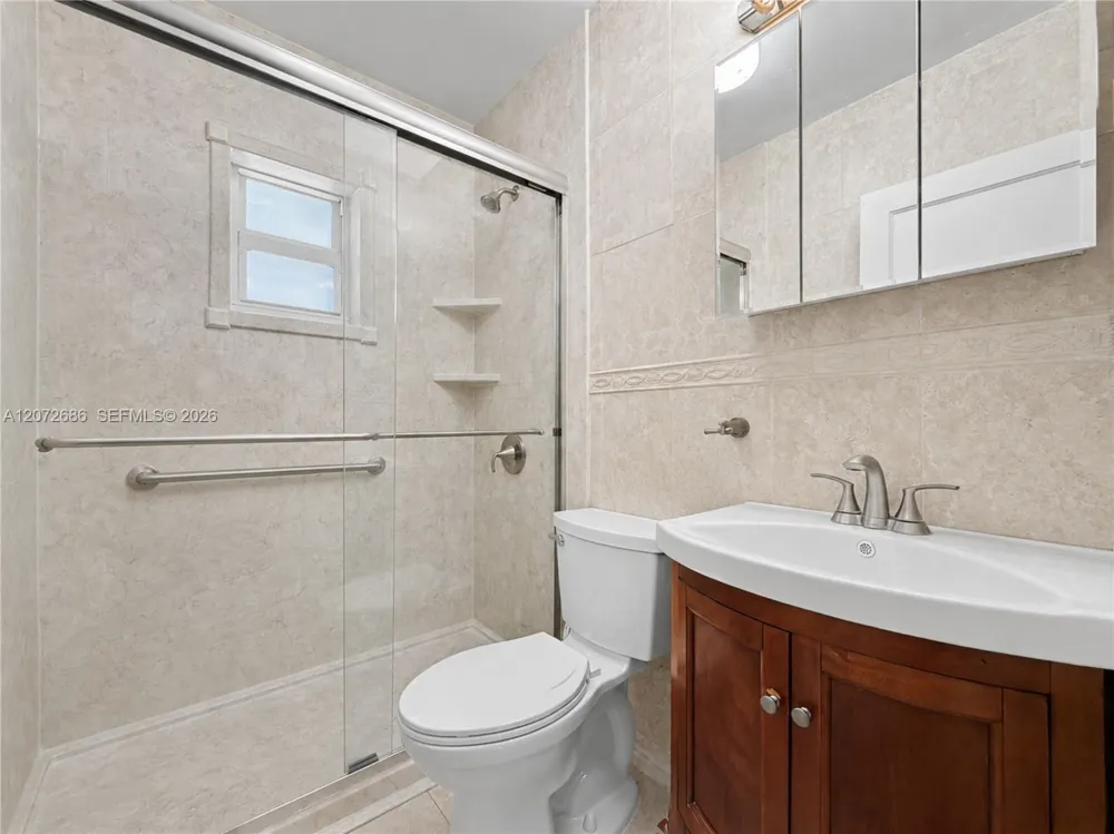 3130 SW 6th St Miami, FL 33135
