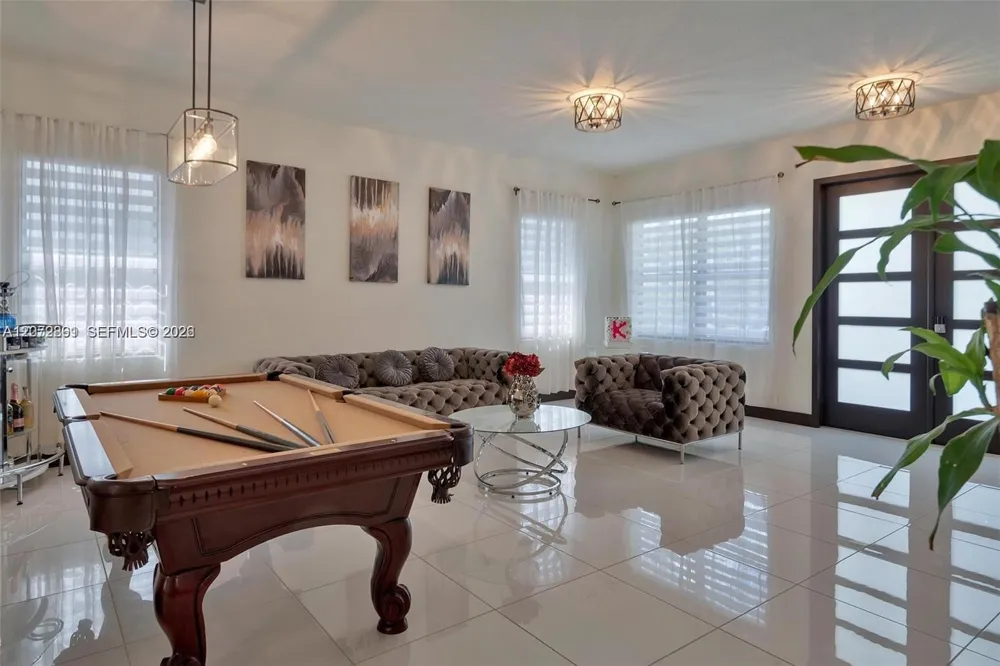 8820 NW 155th Ter #0 Miami Lakes, FL 33018