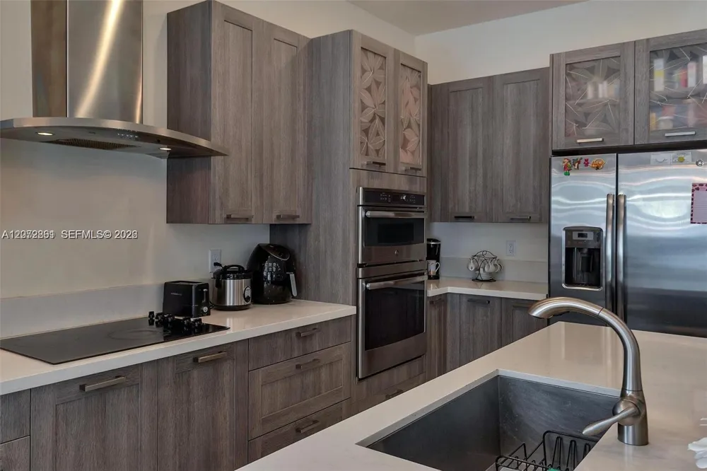 8820 NW 155th Ter #0 Miami Lakes, FL 33018