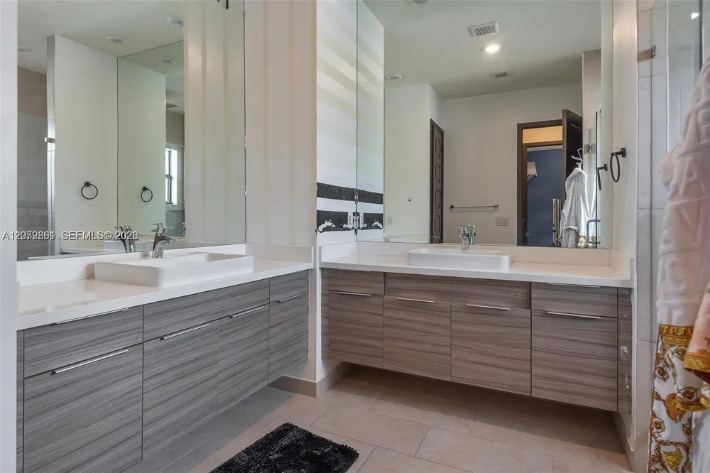 8820 NW 155th Ter #0 Miami Lakes, FL 33018