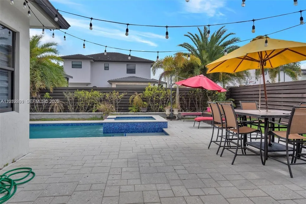 8820 NW 155th Ter #0 Miami Lakes, FL 33018
