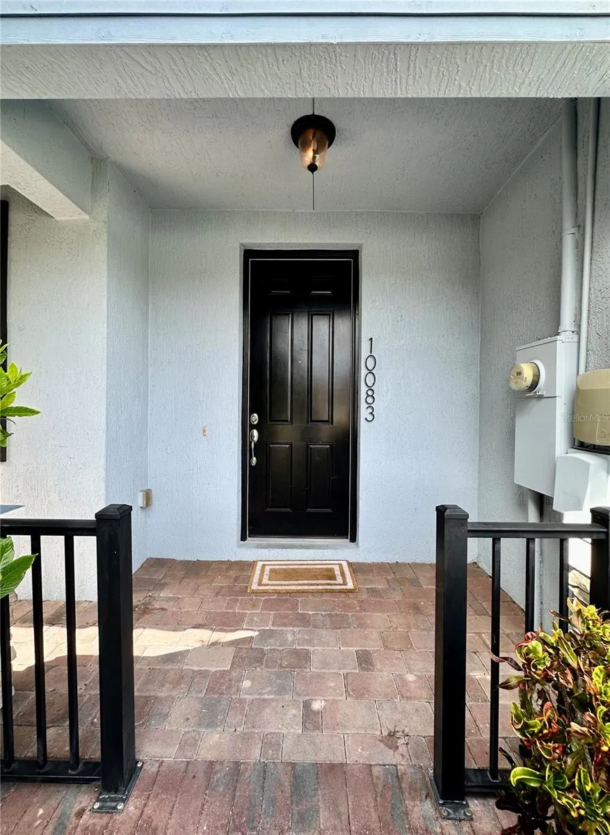 10083 EAGLE CREEK CENTER BOULEVARD Orlando, FL 32832