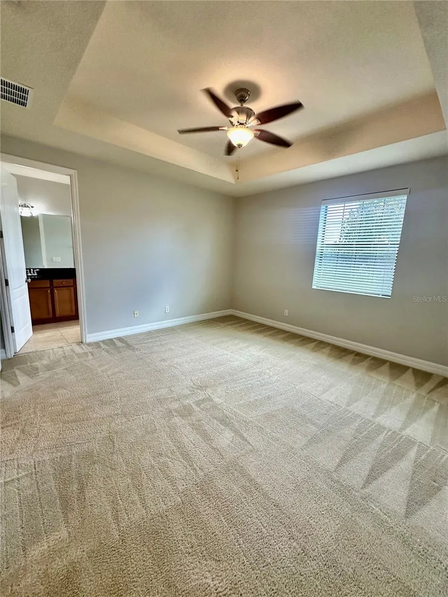 10083 EAGLE CREEK CENTER BOULEVARD Orlando, FL 32832