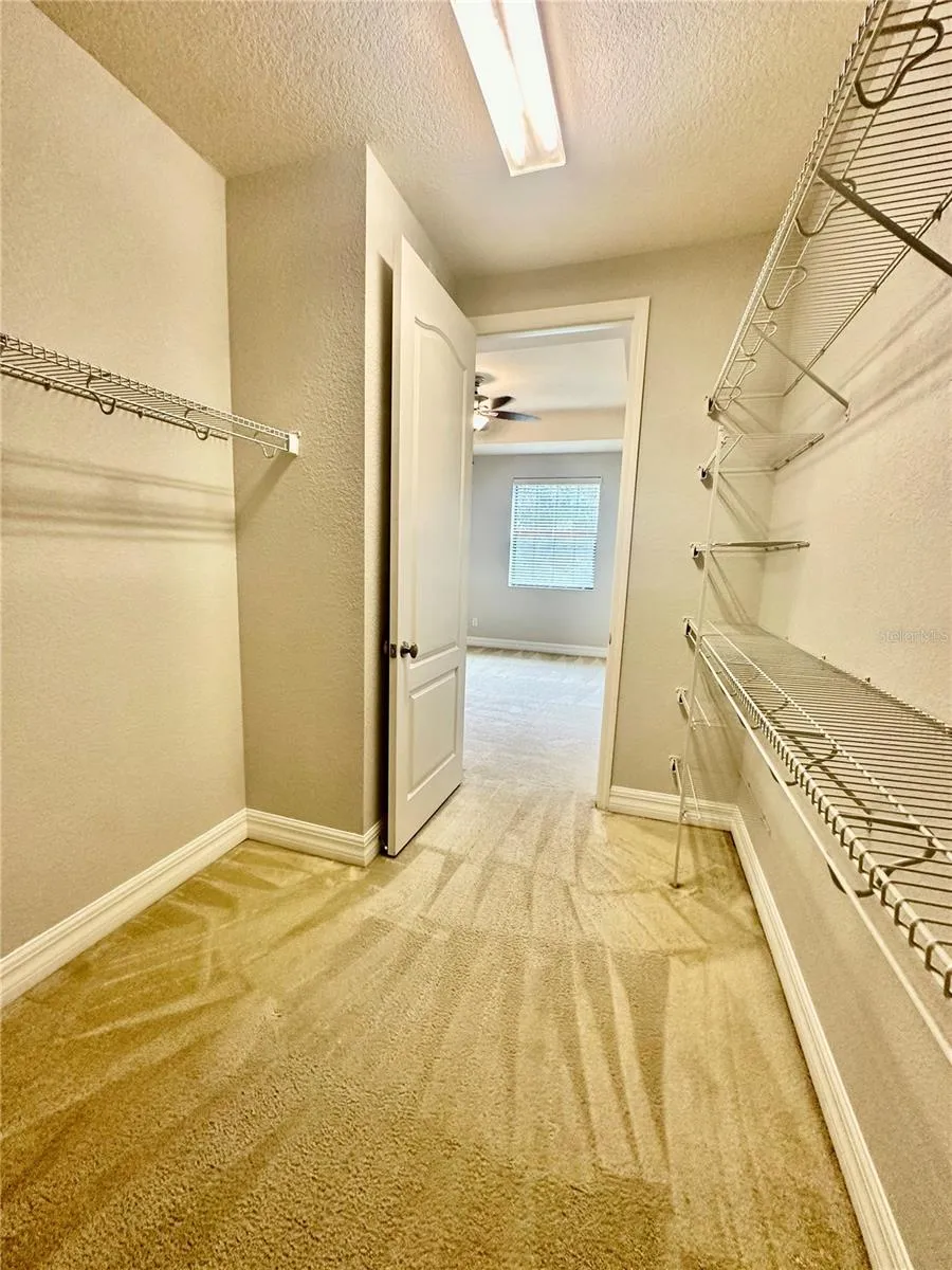 10083 EAGLE CREEK CENTER BOULEVARD Orlando, FL 32832