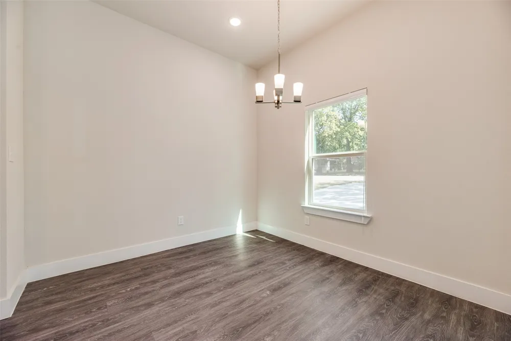 1115 W Johnson Street Denison, TX 75020