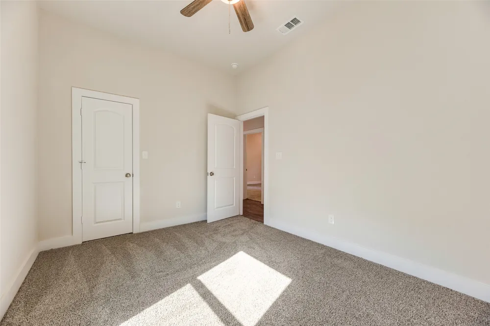 1115 W Johnson Street Denison, TX 75020