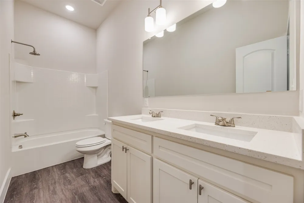 1115 W Johnson Street Denison, TX 75020