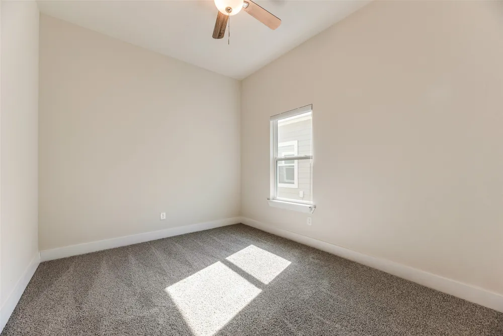 1115 W Johnson Street Denison, TX 75020