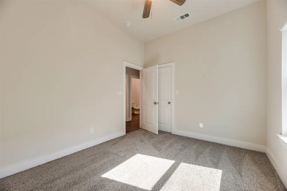 1115 W Johnson Street Denison, TX 75020
