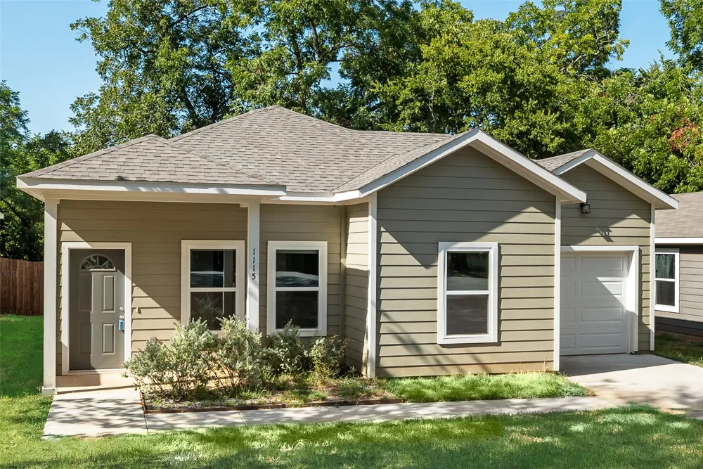 1115 W Johnson Street Denison, TX 75020