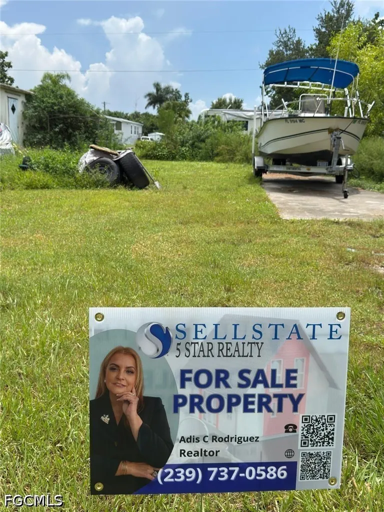 Hickory Avenue Punta Gorda, FL 33950