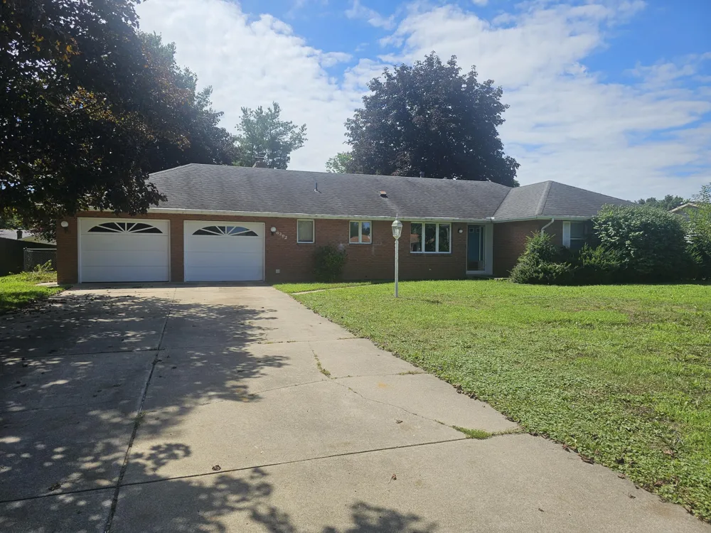 6392 Enola Avenue Kalamazoo, MI 49048