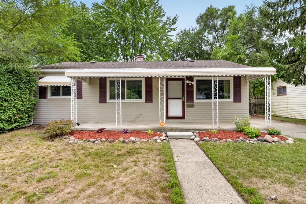 1260 Candlewood Lane Ypsilanti, MI 48198