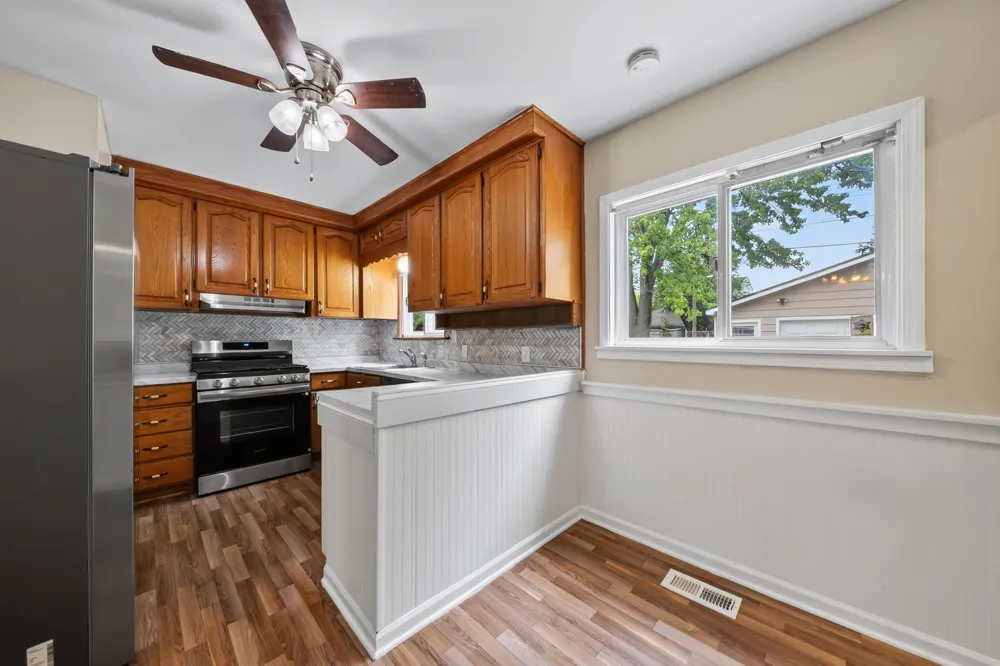 1260 Candlewood Lane Ypsilanti, MI 48198