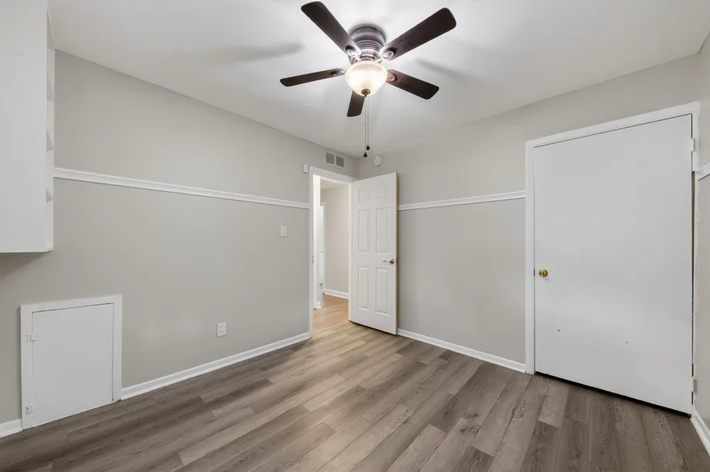 1260 Candlewood Lane Ypsilanti, MI 48198