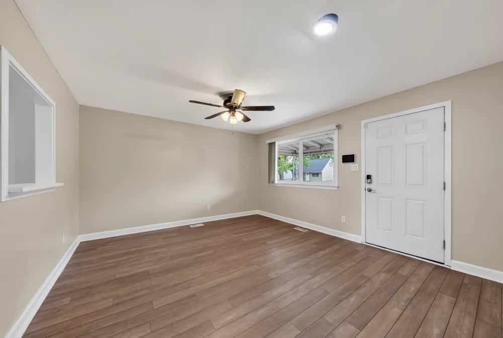 1260 Candlewood Lane Ypsilanti, MI 48198